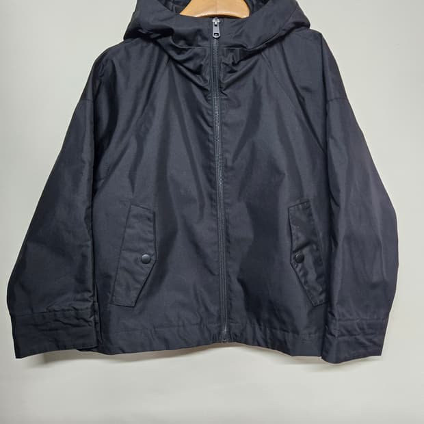 더스튜디오케이 THE STUDIO K 후드 숏 바람막이 66