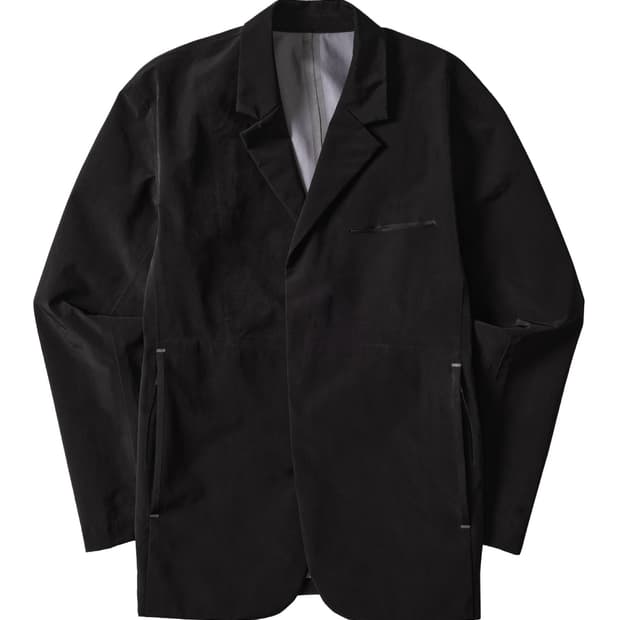 EP.7 08 JACKET Black