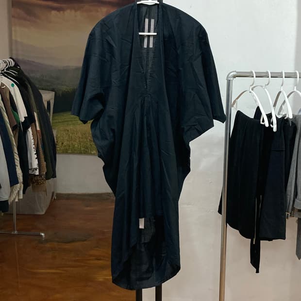 릭오웬스 드레이핑 브이넥 반팔