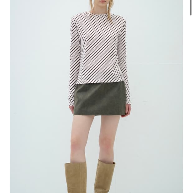 오버듀플레어 미니스커트 새상품