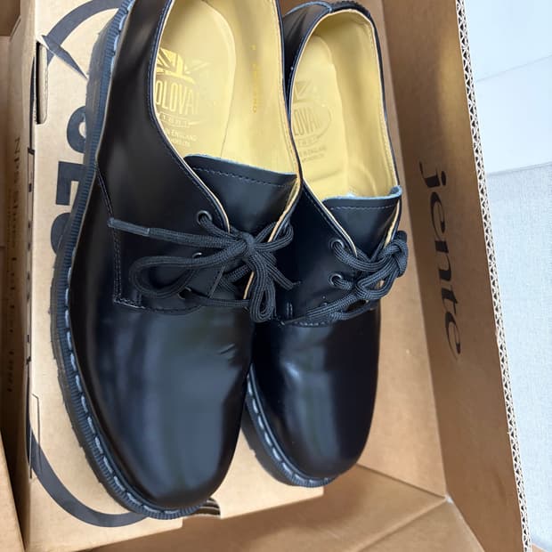 solovair gibson hi shine uk8