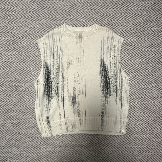YOKE japan made knit vest