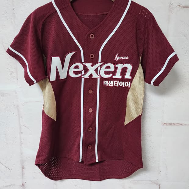 넥센 히어로즈 버건디 유니폼