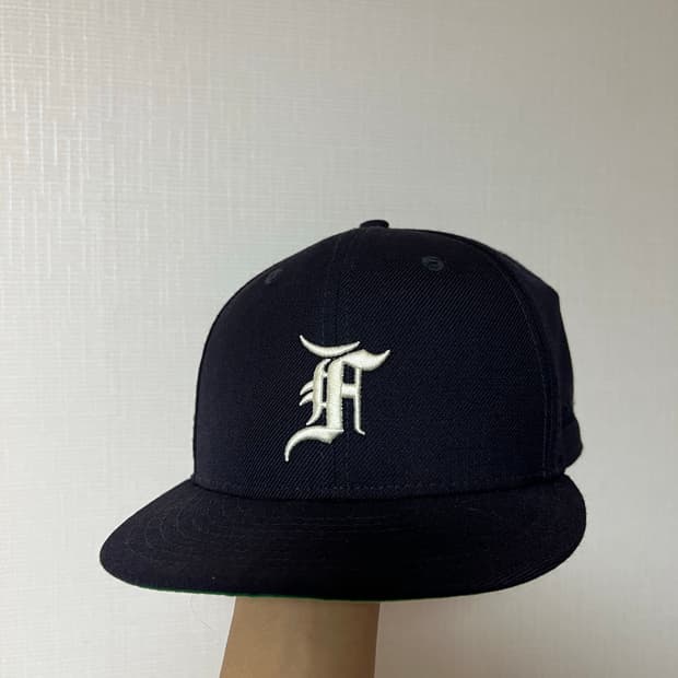 뉴에라 x 피어오브갓 사이즈캡 75/8