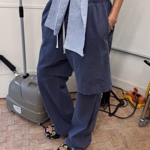 구해요)SHORTS LAYERED SWEATPANTS NAVY 