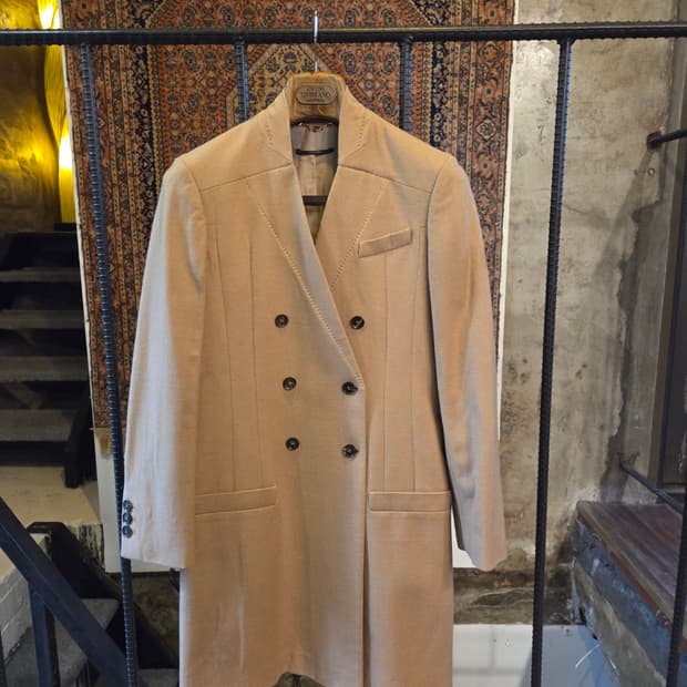 구찌 카멜 코트