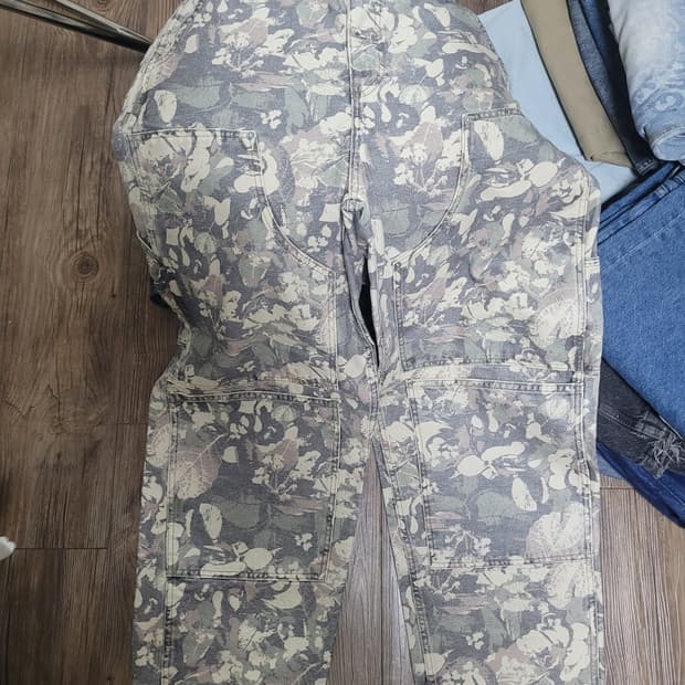 자라 카모플라쥬 패턴바지