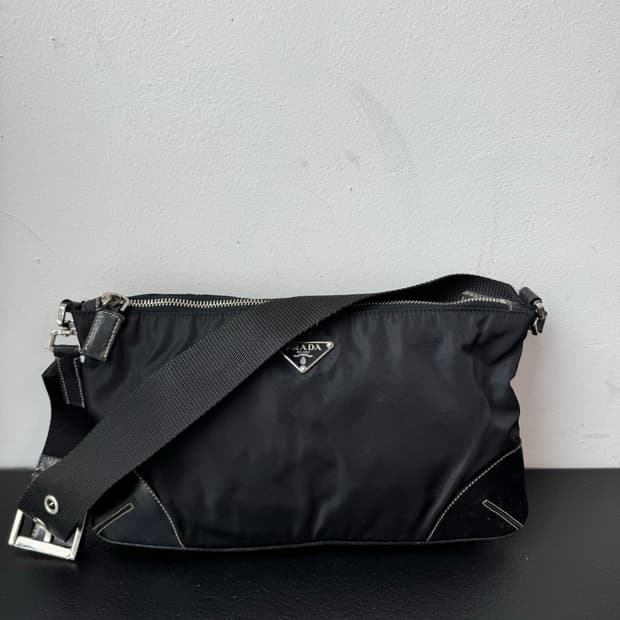 프라다포코노숄더백(정품)