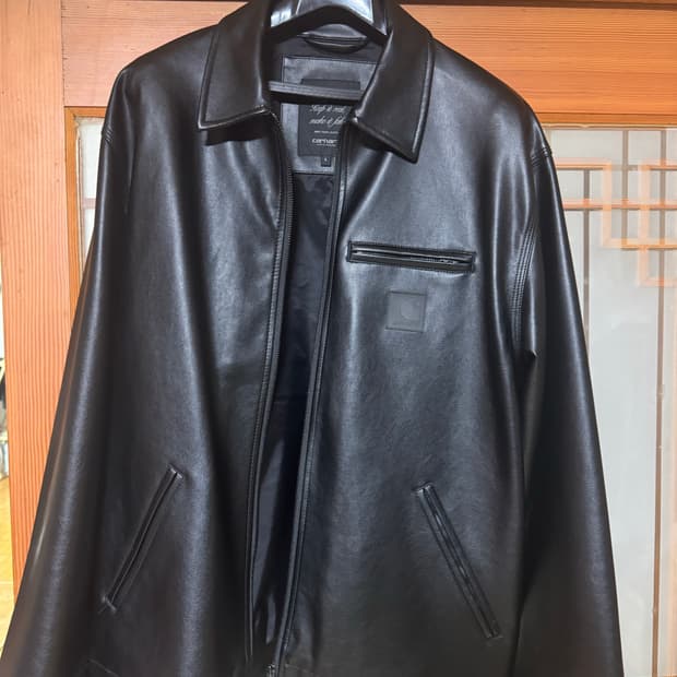 칼하트 wip 디트로이트 레더 자켓 판매 사이즈 l