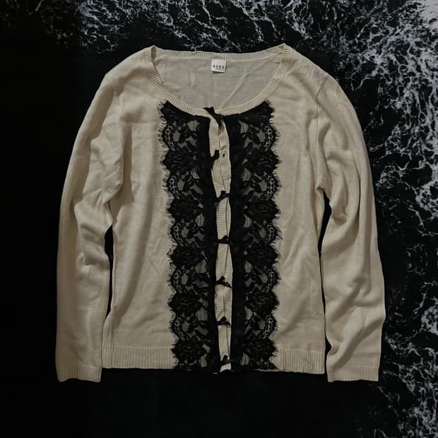 엑시즈팜 레이스 니트가디건