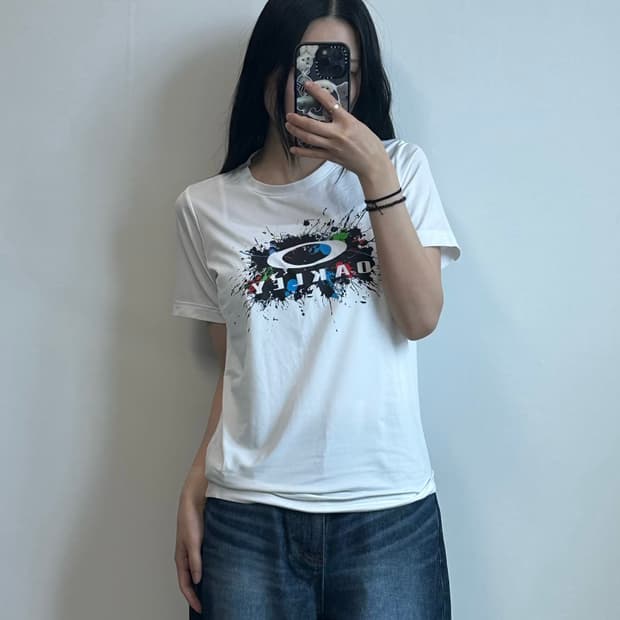 오클리 빅로고 화이트 반팔 티셔츠