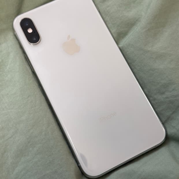 아이폰xs 실버 64기가 