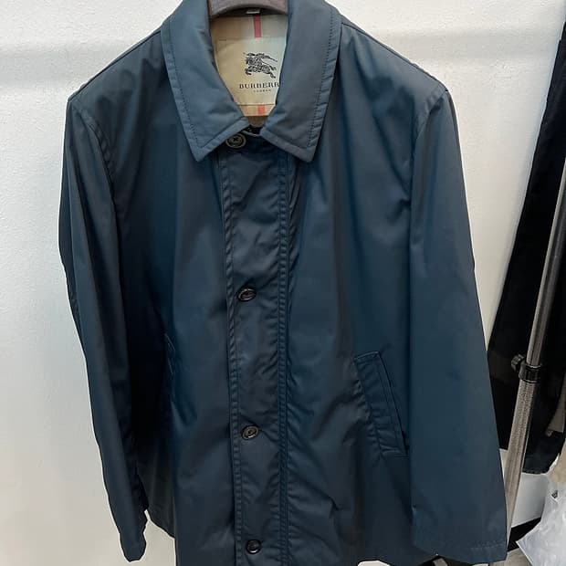 105-110) 버버리 런던 하프코트 