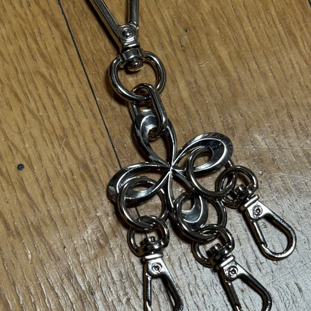 써저리 키링 팝니다