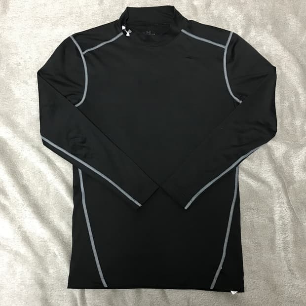 언더아머 기능성 긴팔 티셔츠 XL사이즈