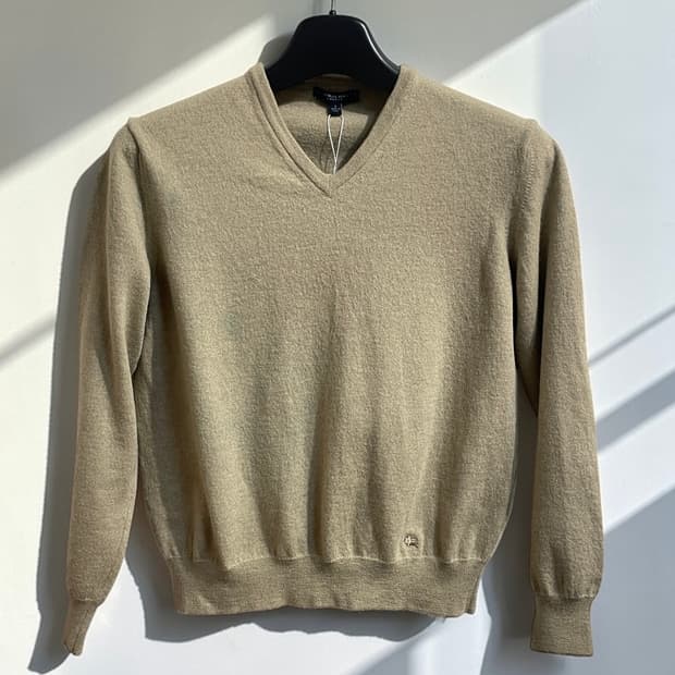 버버리 런던 브이넥 울 니트