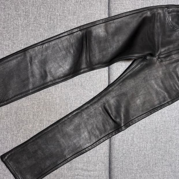 Comoli oiled cow hide skin 5p pants