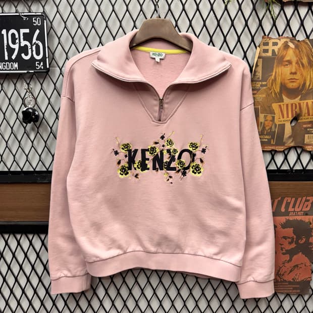 겐조 하프 집업 맨투맨 전면 플로럴 레터링 로고 포인트 핑크