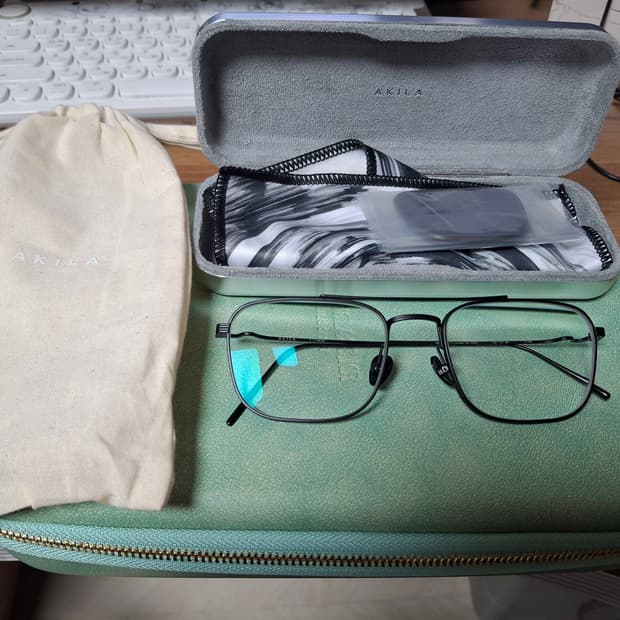 [블링크안경] 아킬라 선글라스 + 4구 보관함