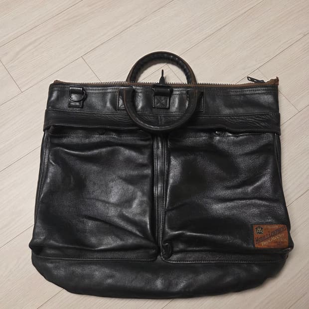 토이즈맥코이 헬멧백