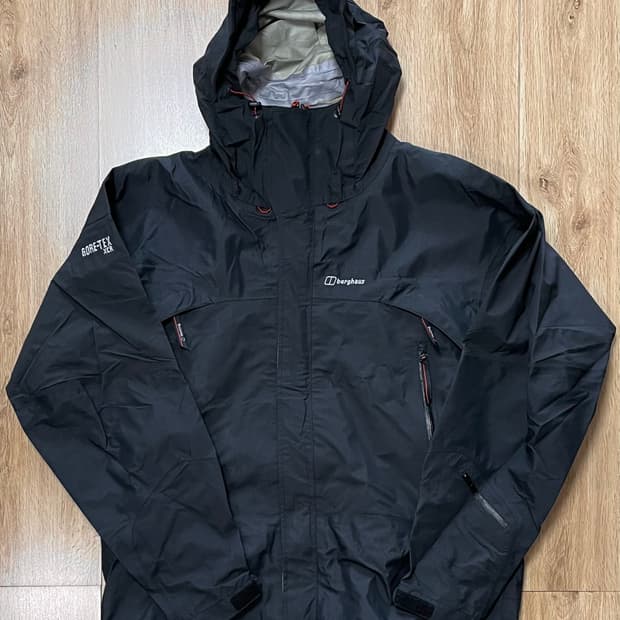 국내 유일 버그하우스 고어텍스 XCR 샘플 고프코어 윈드브레이커 자켓