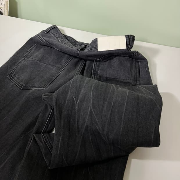 M 데케트 DECET 와이드핏 블랙더티워시드 데님팬츠 청바지