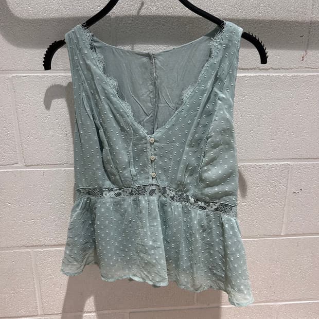 Vintage y2k Sleeveless Shirts