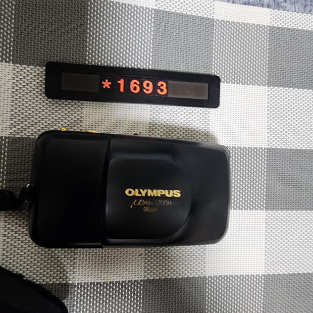 올림푸스 뮤 줌 디럭스 블랙바디 필름카메라 파우치포함