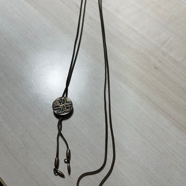 캐피탈 루프타이 넥타이