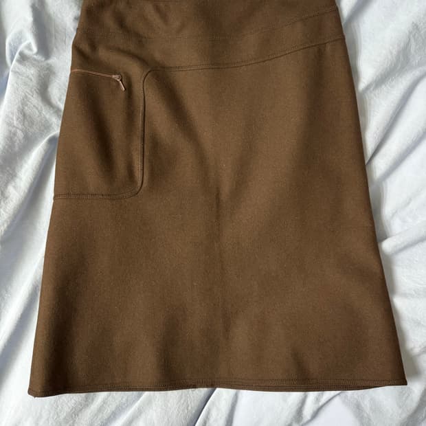 MiuMiu 울 스커트