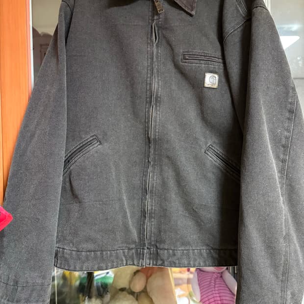 칼하트 디트로이트 자켓판매합니다