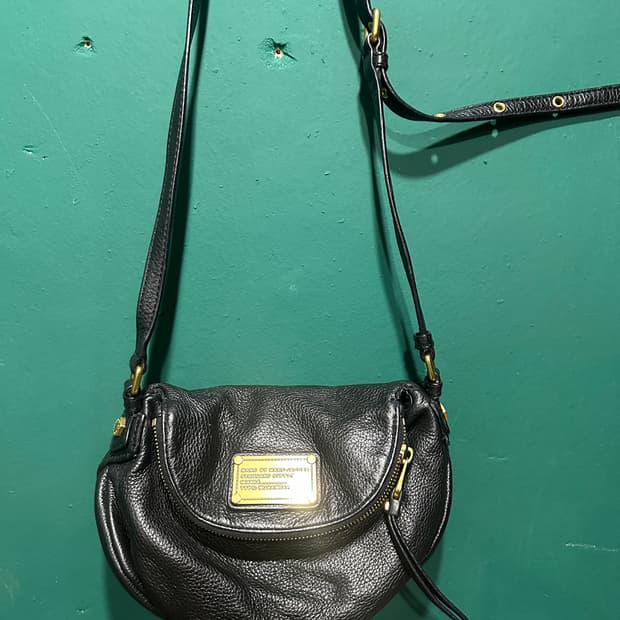 마크제이콥스 레더 미니크로스백