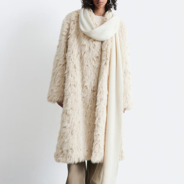 앤아더스토리즈 퍼 코트