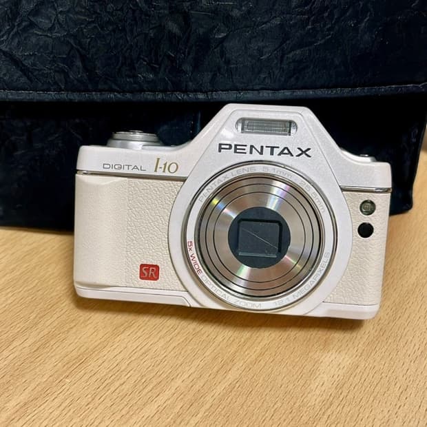 펜탁스 옵티오 Optio I-10 화이트 디카