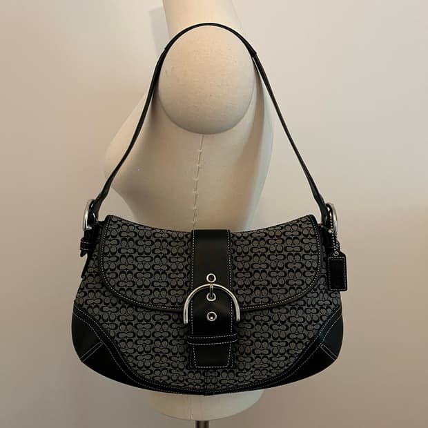 Coach Black Basic Shoulder Bag