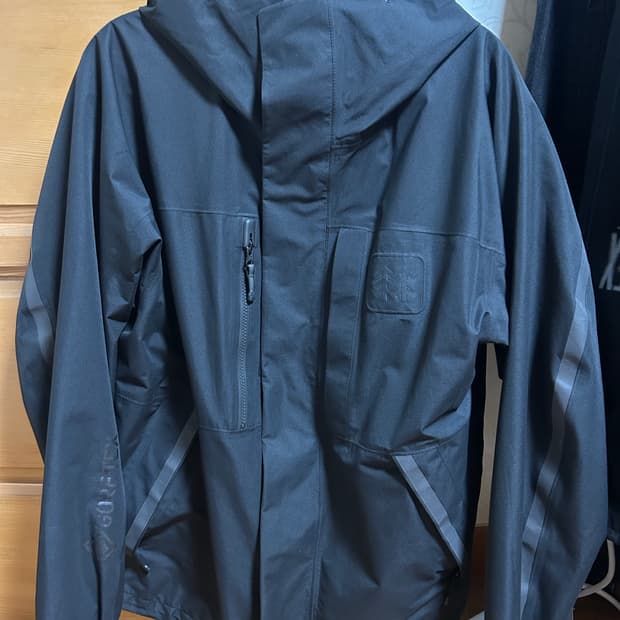 코오롱스포츠 윈드체이서 바람막이 100