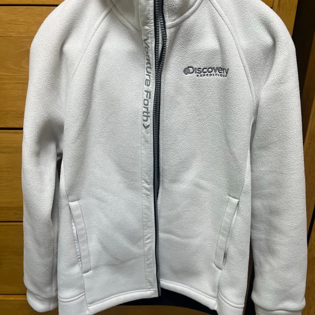 디스커버리 후드집업