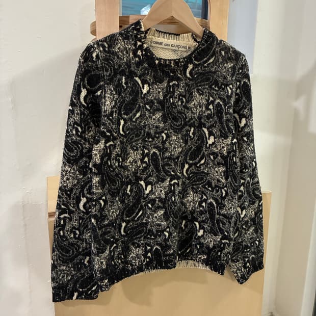 꼼데가르송 니트