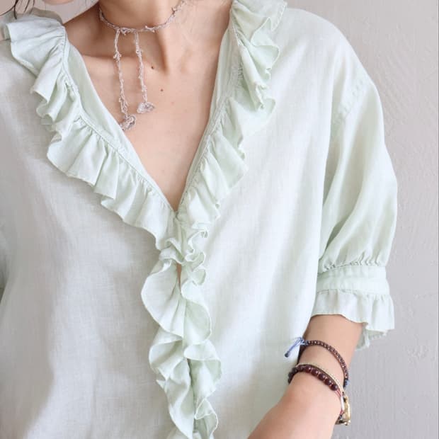 [Beams Boy] Linen Full Ruffle Blouse