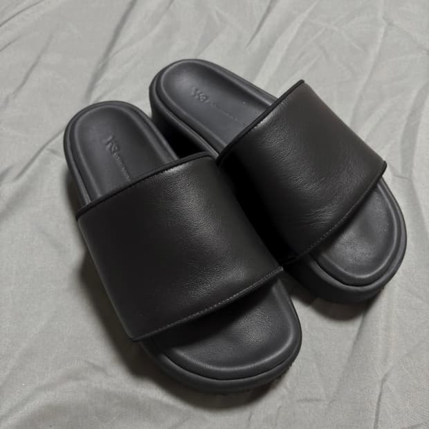 Y-3 통굽 슬리퍼