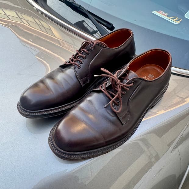 알든 99024 제이크루 별주 모델 8.5D 사이즈