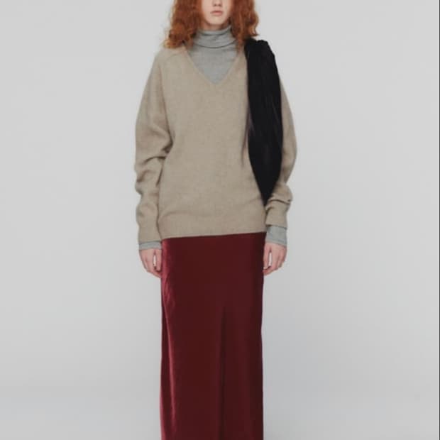 아모멘토 벨벳 스커트