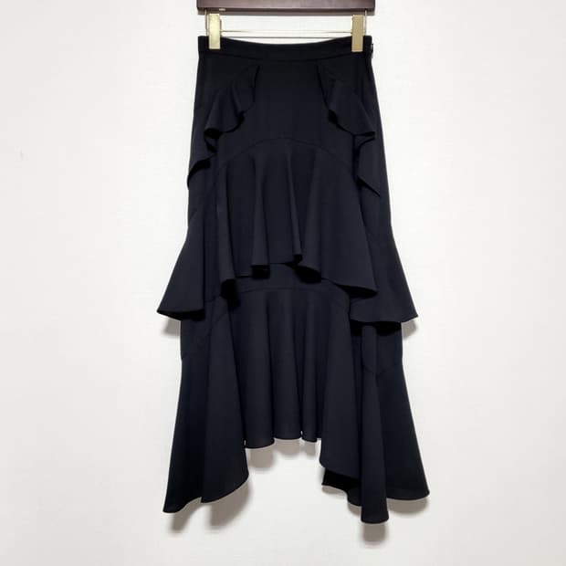 톰그레이하운드 미디스커트 프릴치마 (표기XS/55쯤) 1회착/상태최상