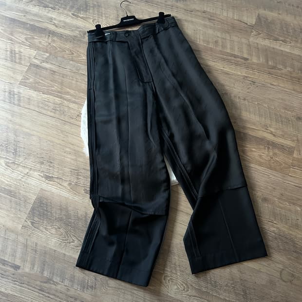 발렌시아가 인사이드아웃 테일러드 팬츠