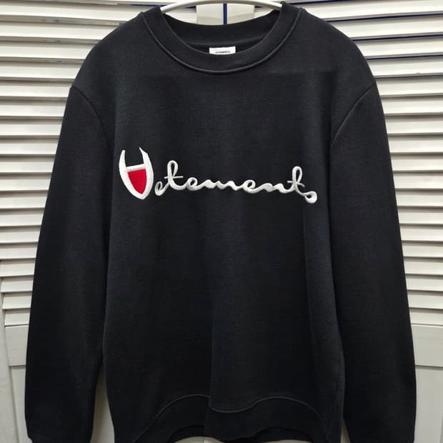 베트멍 챔피온 16 S/S 한정판 맨투맨