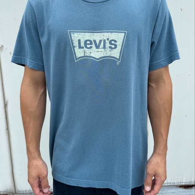 Levi's 리바이스 블루 워싱 배트윙 로고 반팔 티셔츠