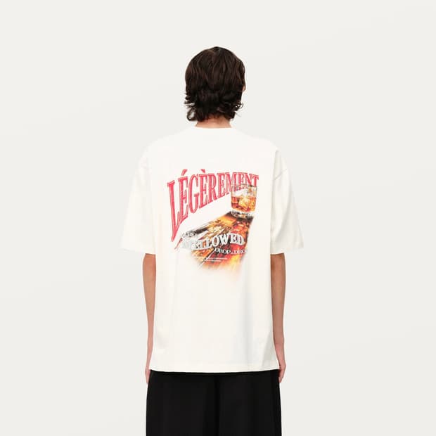 솔리드옴므 베이지 레제르망 그래픽 티셔츠