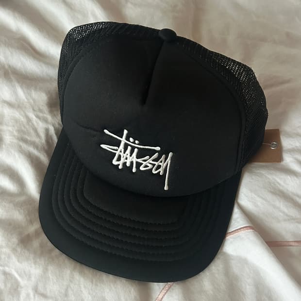 스투시 베이직 트러커 캡 블랙