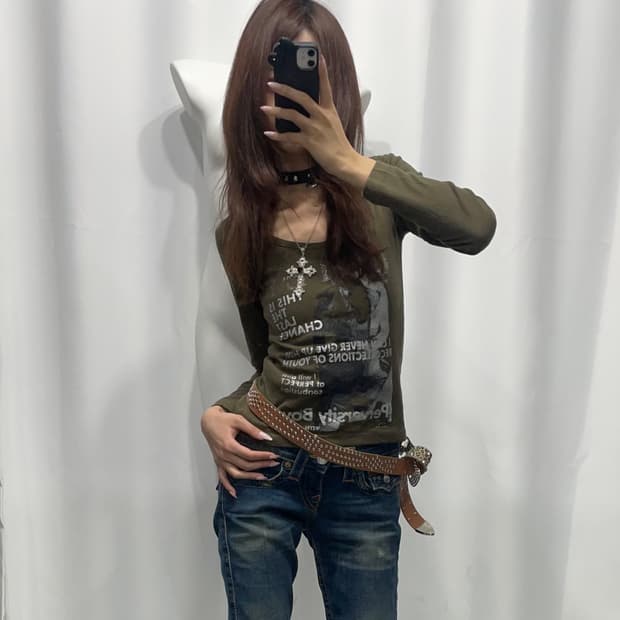 🎸카키 프린팅 롱 슬리브🎸