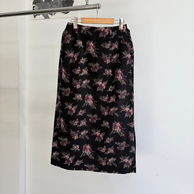 ANNE-LOUP (Made in Japan) 스커트